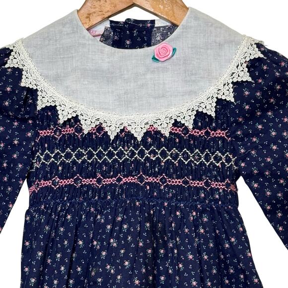 Vintage Polly Flinders Made in USA  Size 4 Smocked Blue Floral Collared Dress - Picture 2 of 8